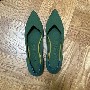 Rothy’s The Point green shoes size 9